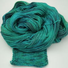 Load image into Gallery viewer, Merino DK -  Jaded dreams