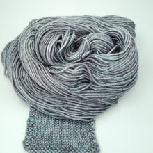 Load image into Gallery viewer, Merino/silk DK - Pigeon