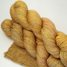 Load image into Gallery viewer, Merino/silk DK - All that glitters