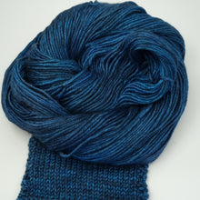 Load image into Gallery viewer, Merino/silk DK - Contented