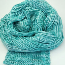 Load image into Gallery viewer, Merino/silk DK - The bright side