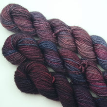 Load image into Gallery viewer, Merino 4 ply high twist minis - gradient fade set