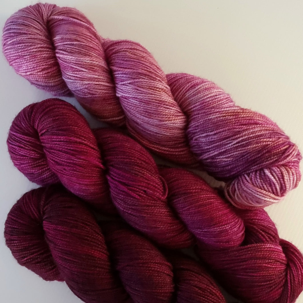 Merino 4 ply high twist  - gradient fade sets