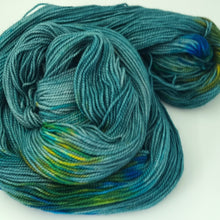 Load image into Gallery viewer, Merino 4 ply high twist - That tealing feeling