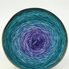 Load image into Gallery viewer, Merino 4 ply high twist Gradients