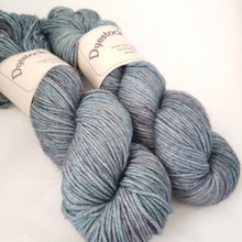 Load image into Gallery viewer, Merino DK on sale