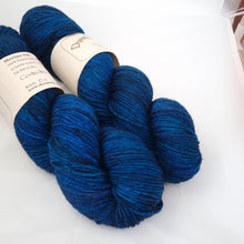 Load image into Gallery viewer, Merino DK on sale