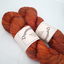 Load image into Gallery viewer, Merino high Twist 4ply on sale