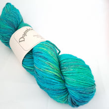 Load image into Gallery viewer, Merino DK on sale