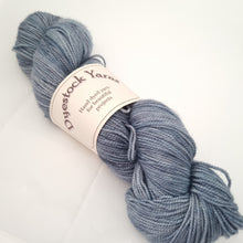 Load image into Gallery viewer, Merino high Twist 4ply on sale